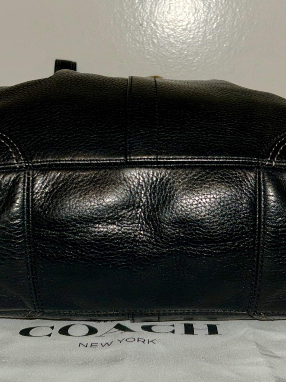 COACH Jackie Horsebit All Leather
Black Handbag Authentic includes Dust Bag! - Picture 5 of 7